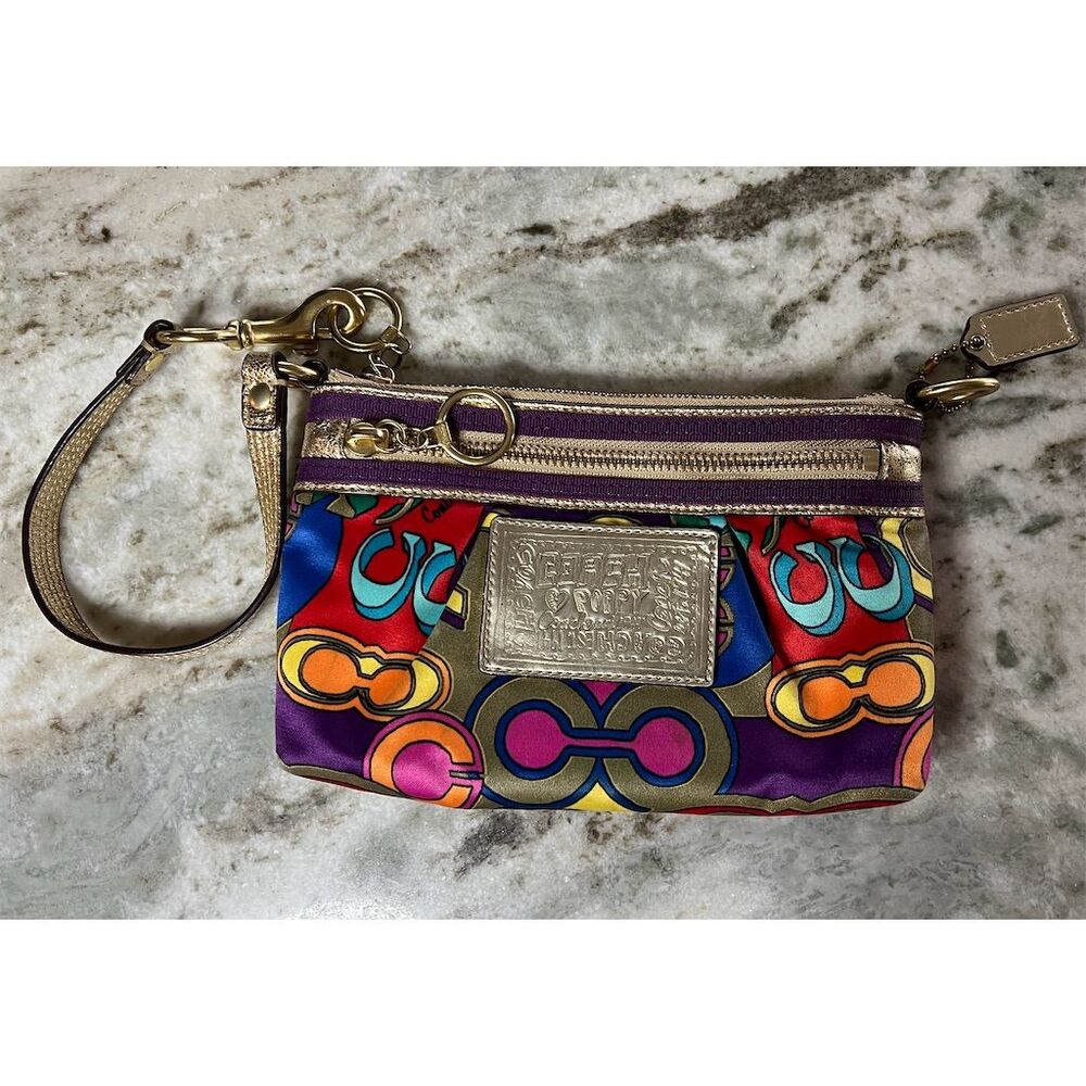 Vintage Authentic Coach Poppy Multicolor Wristlet Clutch, in Perfect Condition